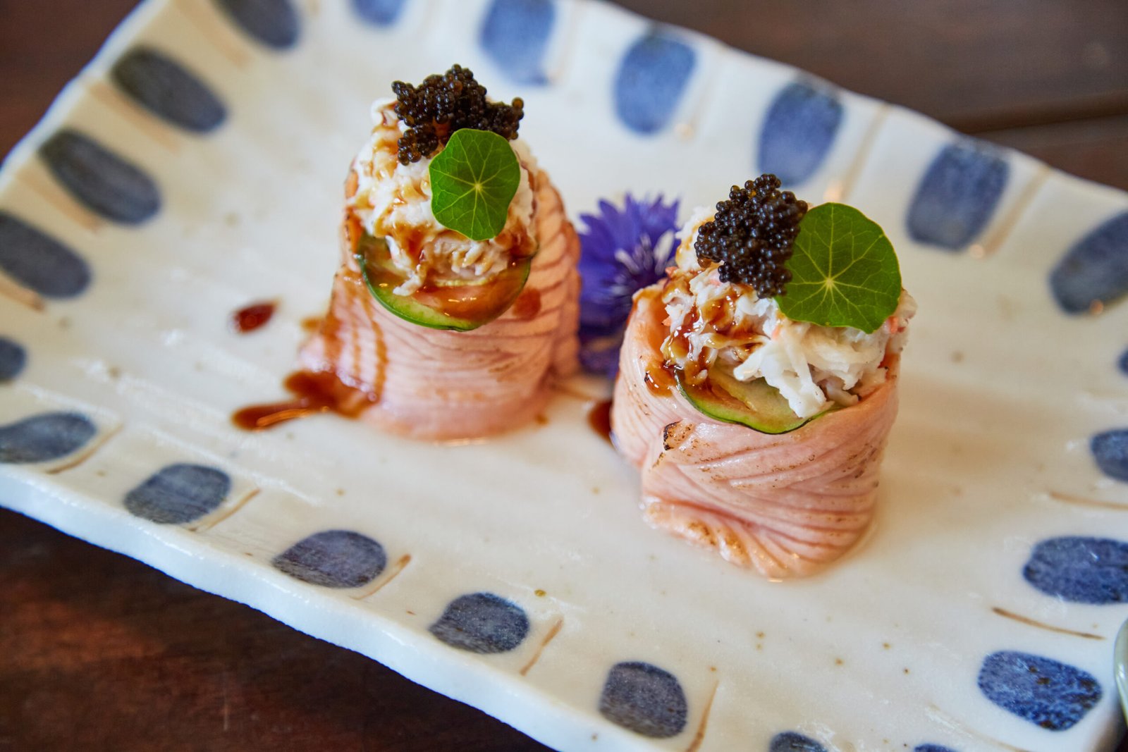 Stuffed salmon gunkan