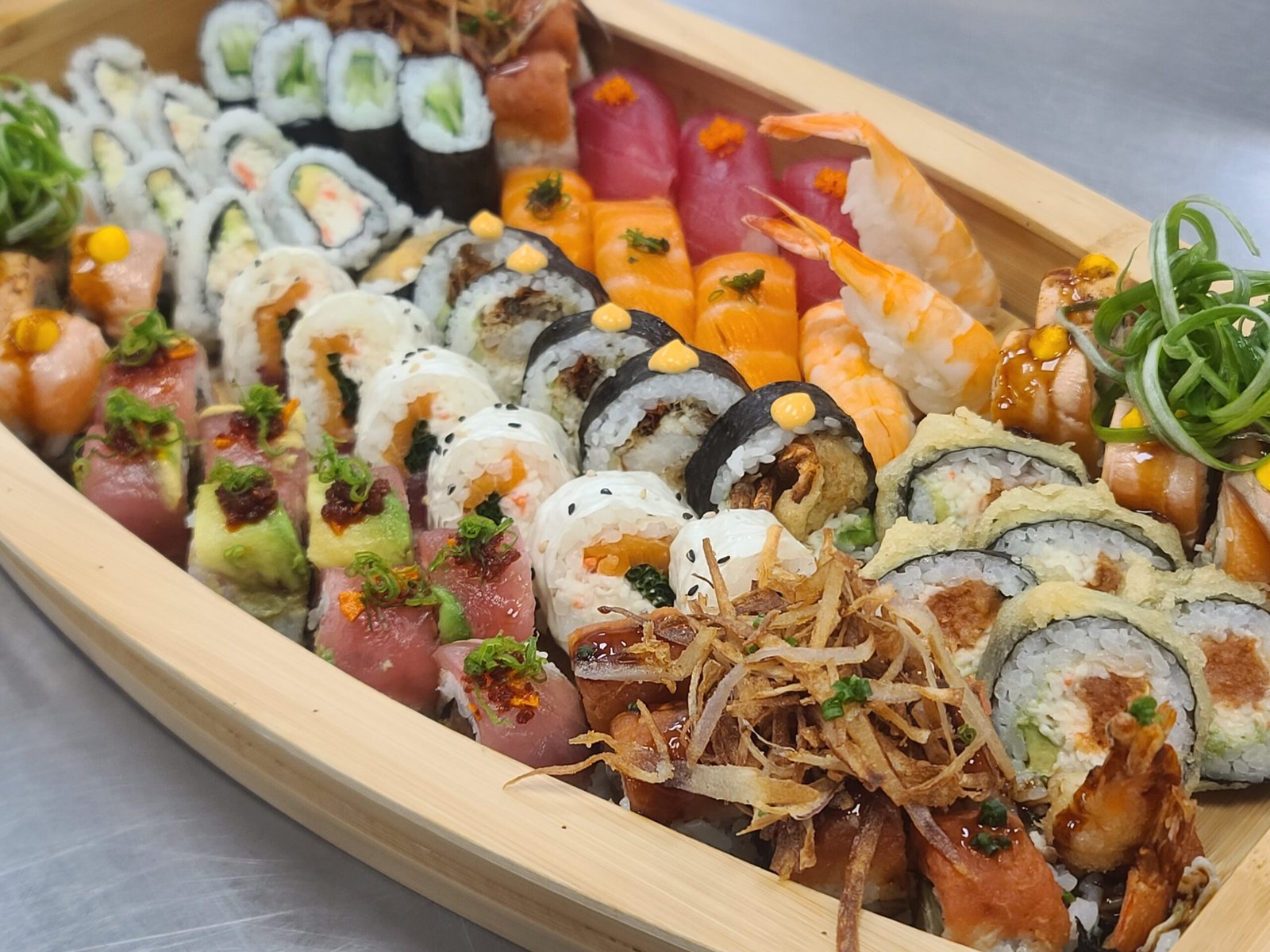 Big daddy sushi boat
